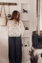 V.de vinster broderie heart blouse