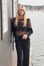 lace black blouse