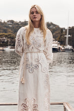 V de Vinster - Care lace dress