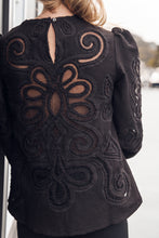 V de Vinster - Care lace blouse