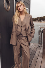 Attentif pinstripe blazer
