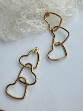 heart earring