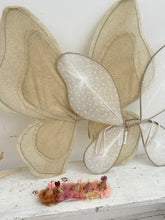 wings white mesh