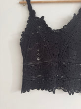 mamapapa - crochet black singlet