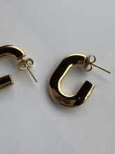 Open Ovale earring