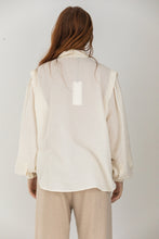 Pomandere Shirt with hidden buttons