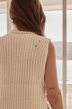 Lauren Vidal - knitted vest off white