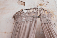 numero 74 - Macrame curtain