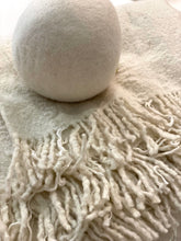 Muskhane - Felt ball