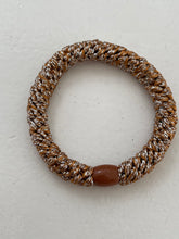 Hair tie