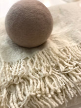 Muskhane - Felt ball