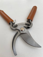 Secateurs