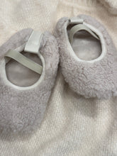 baby fur shoes