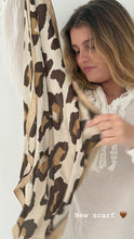 scarf  leopard