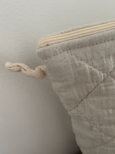 Denmark - quilted pouch off white