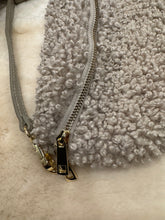 Mamapapa - furry bumbag