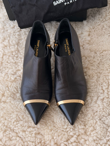 Yves saint Laurent leather boots