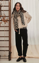 Stripe winter scarf