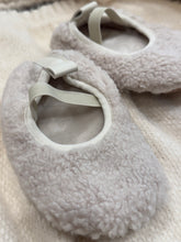 baby fur shoes