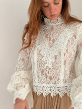 MM lace  blouse white