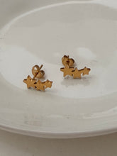 Triple star stud earring