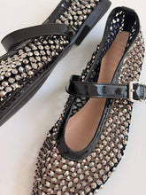 Sparkle pointy black Ballet flat