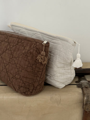 Denmark - quilted pouch brown