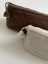 Denmark - quilted pouch brown