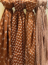 Cotton voile printed scarf