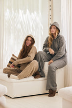 Mamapapa - Marshmallow hoodies and Milk loungewear pants