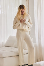 Mamapapa - Marshmallow hoodies and Milk loungewear pants