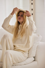 Mamapapa - Marshmallow hoodies and Milk loungewear pants