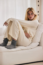Mamapapa - Marshmallow hoodies and Milk loungewear pants