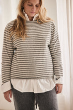 mamapapa - Nougat fine stripes sweater