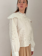 MM Broderie blouse White