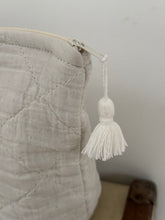 Denmark - quilted pouch off white