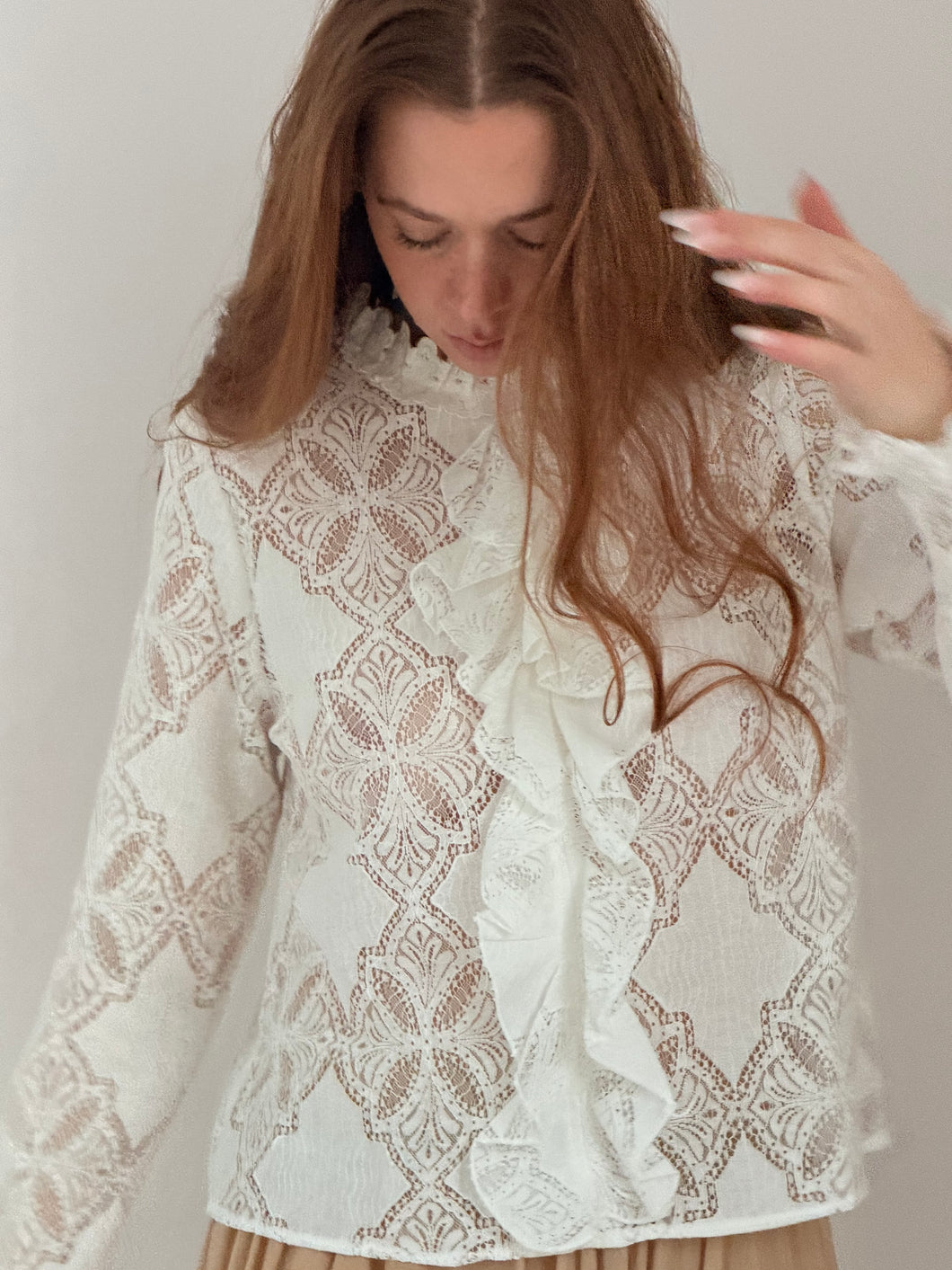 MM lace  blouse white