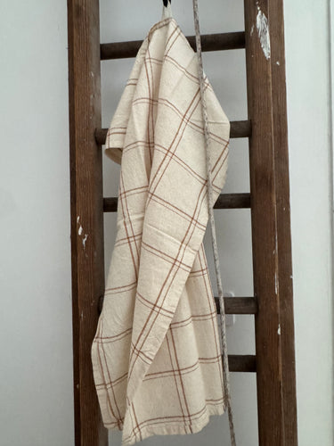 Denmark - tea towel checkers camel