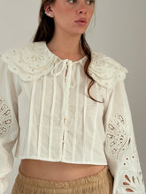 MM Broderie blouse White