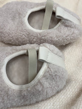 baby fur shoes