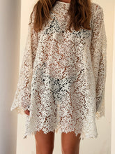 mamapapa - Paris  flowers broderie anglaise dress