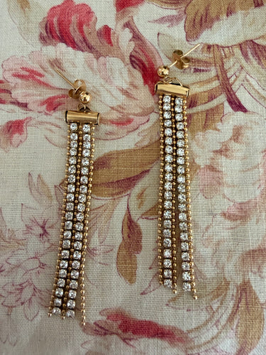 Long chain and sparkle earrings