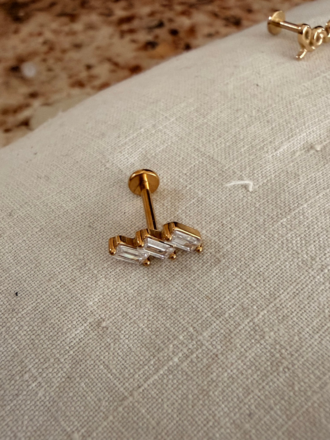 single three bar earring