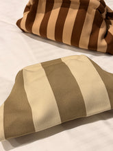 stripes clutch