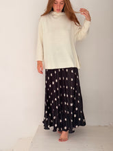 Pleated black polka dots skirt