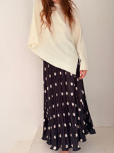 Pleated black polka dots skirt