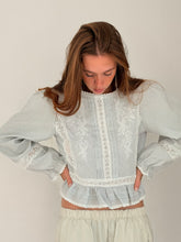 Thin stripes broderie blouse