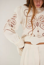 V de Vinster - Care lace blouse offwhite