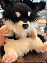 Hansa chihuahua puppet