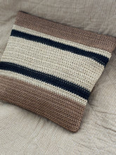 Pouch charcoal/beige/cream